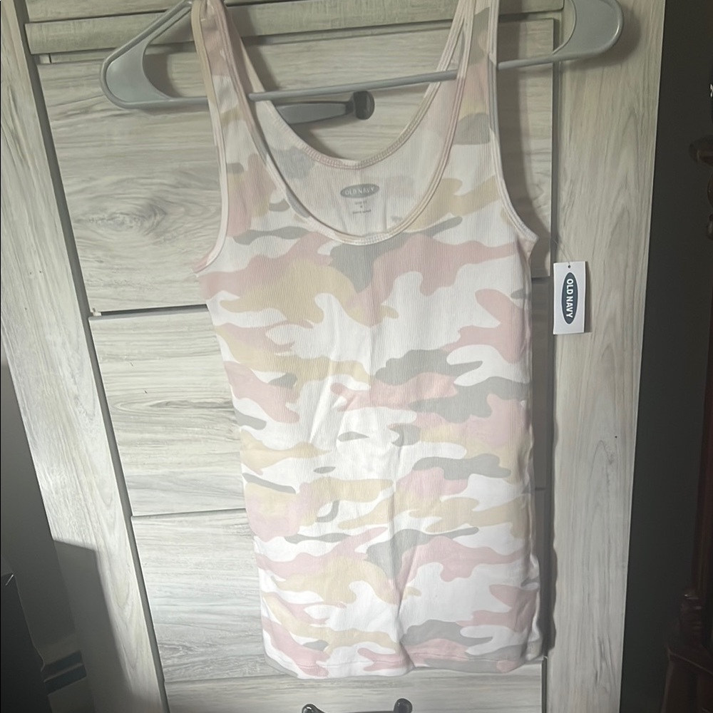 Old Navy Pink and Cream Camo Tank Top